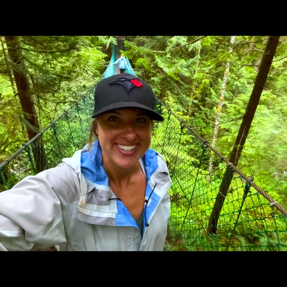 Meet your Posher, Taylor - Picture 1 of 1